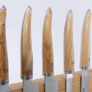 Bloc Gourmet Couteaux Laguiole En Aubrac Olivier 03