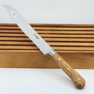 Bread Set Laguiole En Aubrac Classical Laguiole Bread Knife Oliwood Handle And Bread Board