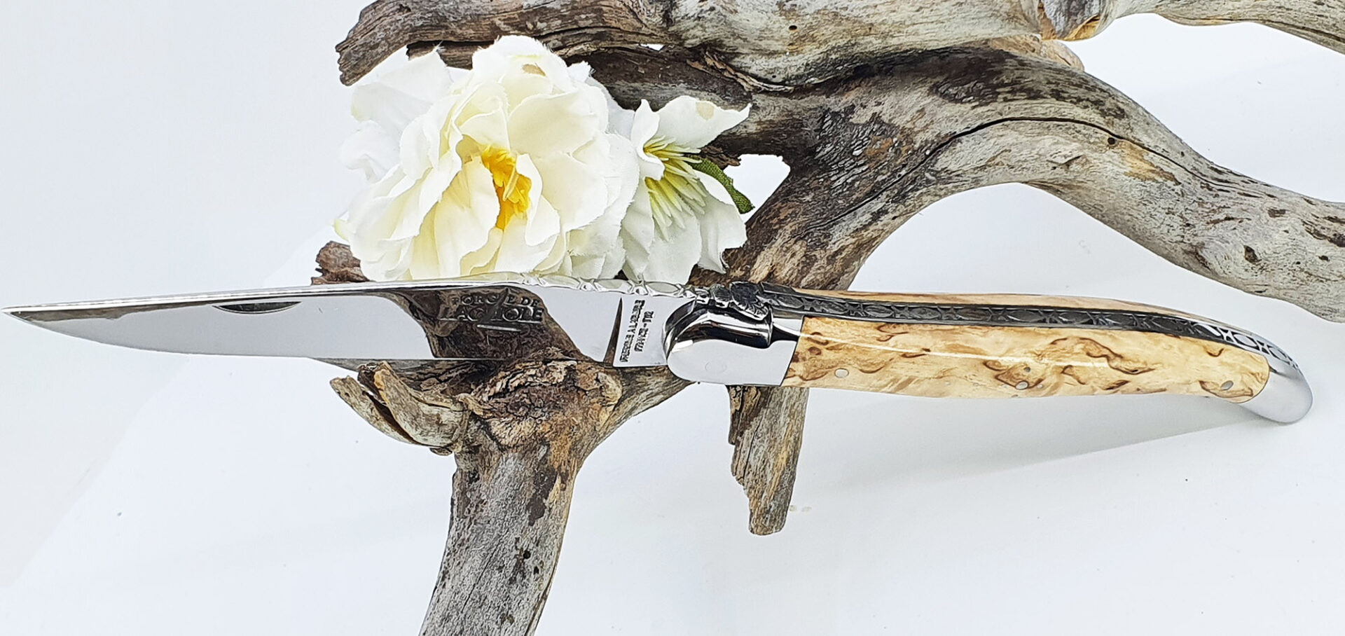 Couteau Forge De Laguiole Manche En Bois De Bouleau 1 Piece Inox Brillant 12cm 03