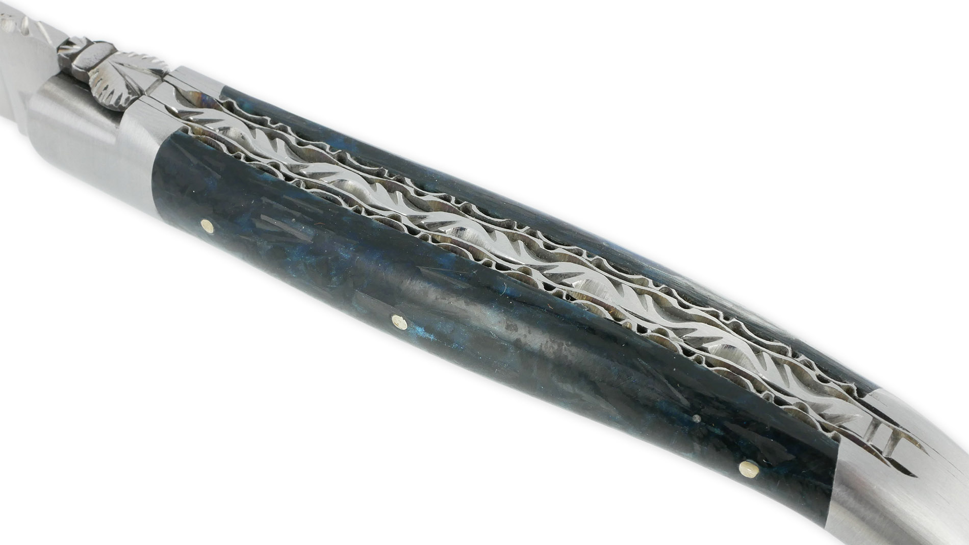 Couteau Laguiole En Aubrac 1 Piece 12 Cm Double Platines Carbone Paillete Bleu Nacre 2 Mitres Inox Brosse Lame Inox Brosse Num 2 02