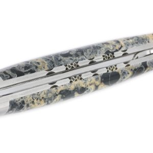 Couteau Laguiole En Aubrac 1 Piece 12 Cm Double Platines Et Ressort Guilloches Manche En Pierre De Lave Noire 2 Mitres Inox Brosse 06