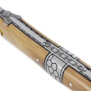 Couteau Laguiole En Aubrac 1 Piece 12 Cm Plein Manche En Croute Ivoire De Mammouth Mitre Centrale Et Ressort Ciseles Nid Abeille En Inox Brosse 02