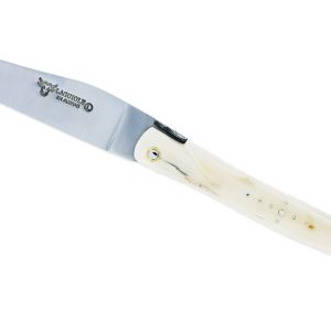 Couteau Laguiole En Aubrac 1 Piece 12 Cm Plein Manche En Ivoire De Mammouth Ressort Et Platines Guilloches Mouche Num8 01