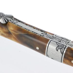 Couteau Laguiole En Aubrac 1 Piece 12 Cm Plein Manche En Loupe De Peuplier Mitre Centrale Ciselee En Inox Brosse 03