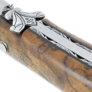 Couteau Laguiole En Aubrac 1 Piece 12 Cm Plein Manche En Loupe De Teck Finition Inox Brosse 03