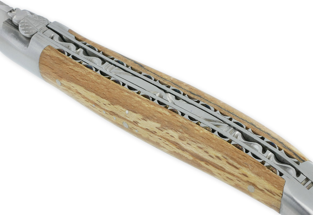 Couteau Laguiole En Aubrac 1 Piece 12cm Manche Bois Aubrac 2 Mitres Double Platines Finition Brossee 03