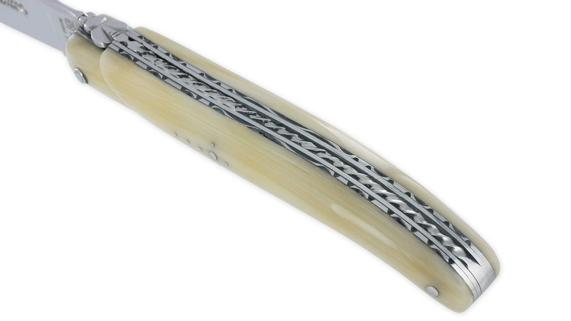 Couteau Laguiole En Aubrac 1 Piece 12cm Manche Pointe De Corne Plein Manche Double Platines Ressort Spirale Num 2 02