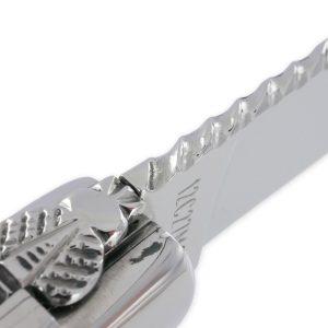 Couteau Laguiole En Aubrac 1 Piece 12cm Pointe De Corne 2 Mitres Inox Brillant Double Platines Et Ressort Spirale Guilloches Finition Brillante 03