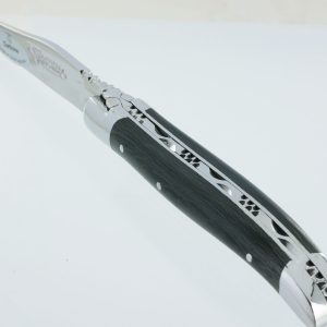 Couteau Laguiole En Aubrac 1 Piece Manche Carbone 2 Mitres Inox Brillant 10cm 01