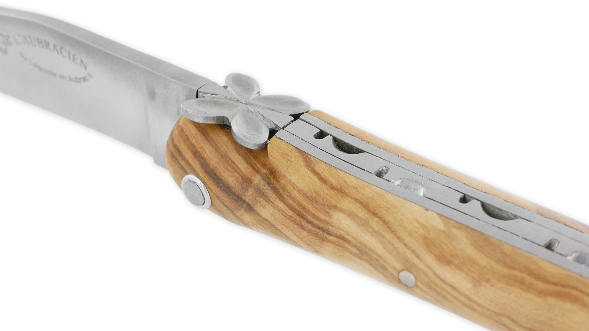 Couteau Laguiole En Aubrac Aubracien 1 Piece 12 Cm Olivier 1 Mitre Inox Brosse Mouche Fleur De Aubrac 03