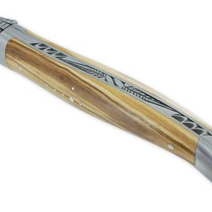 Couteau Laguiole En Aubrac Elegant 1 Piece 12cm Manche Olivier 2 Mitres Inox Brosse Ressort Guilloche Feuillage Mouche Prestige 03