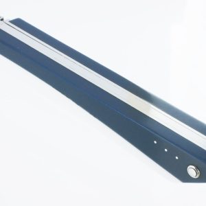 Couteau Laguiole En Aubrac Origine Paquebot France Plein Manche 12cm Corian Blanc Et Bleu 04