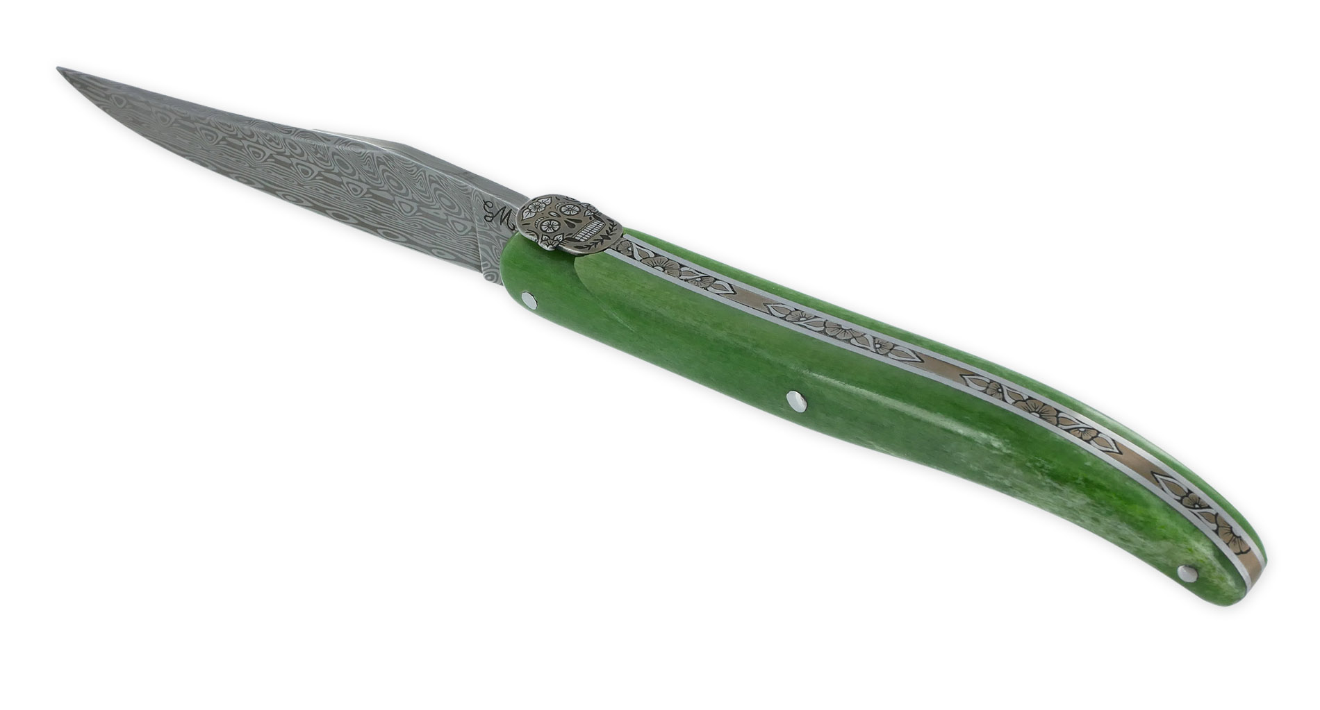 Couteau Prestige Laguiole Tete De Mort Mexicaine Manche Os Chameau 1piece 12cm Lame Damas Ressort Guilloche Main 02