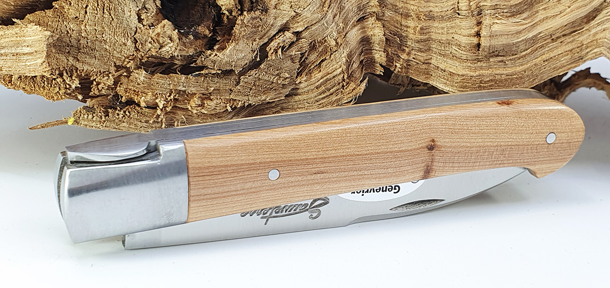 Couteau Sauveterre 1piece 11cm Manche Genevrier 1 Mitre Inox Brosse 04