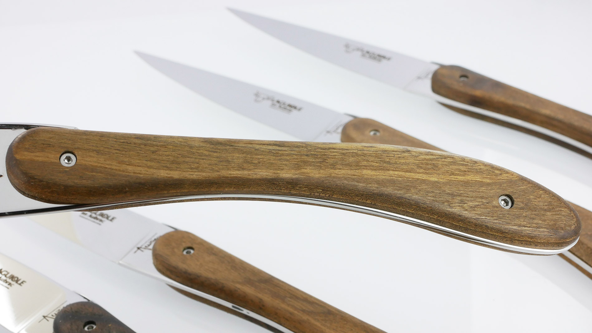 Couteaux De Table Laguiole En Aubrac L Ecir Plein Manche En Noyer Set De 6 04