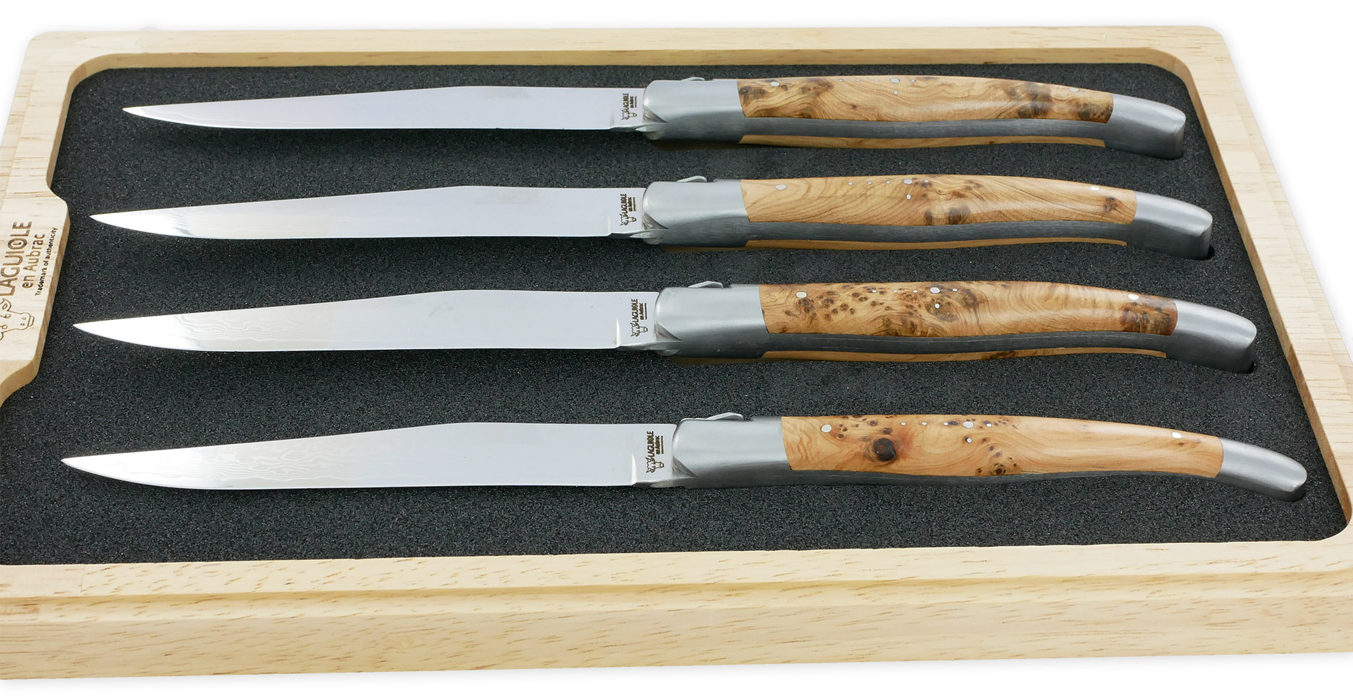 Couteaux De Table Prestige Laguiole En Aubrac Genevrier Lame Damas Set De 4 01