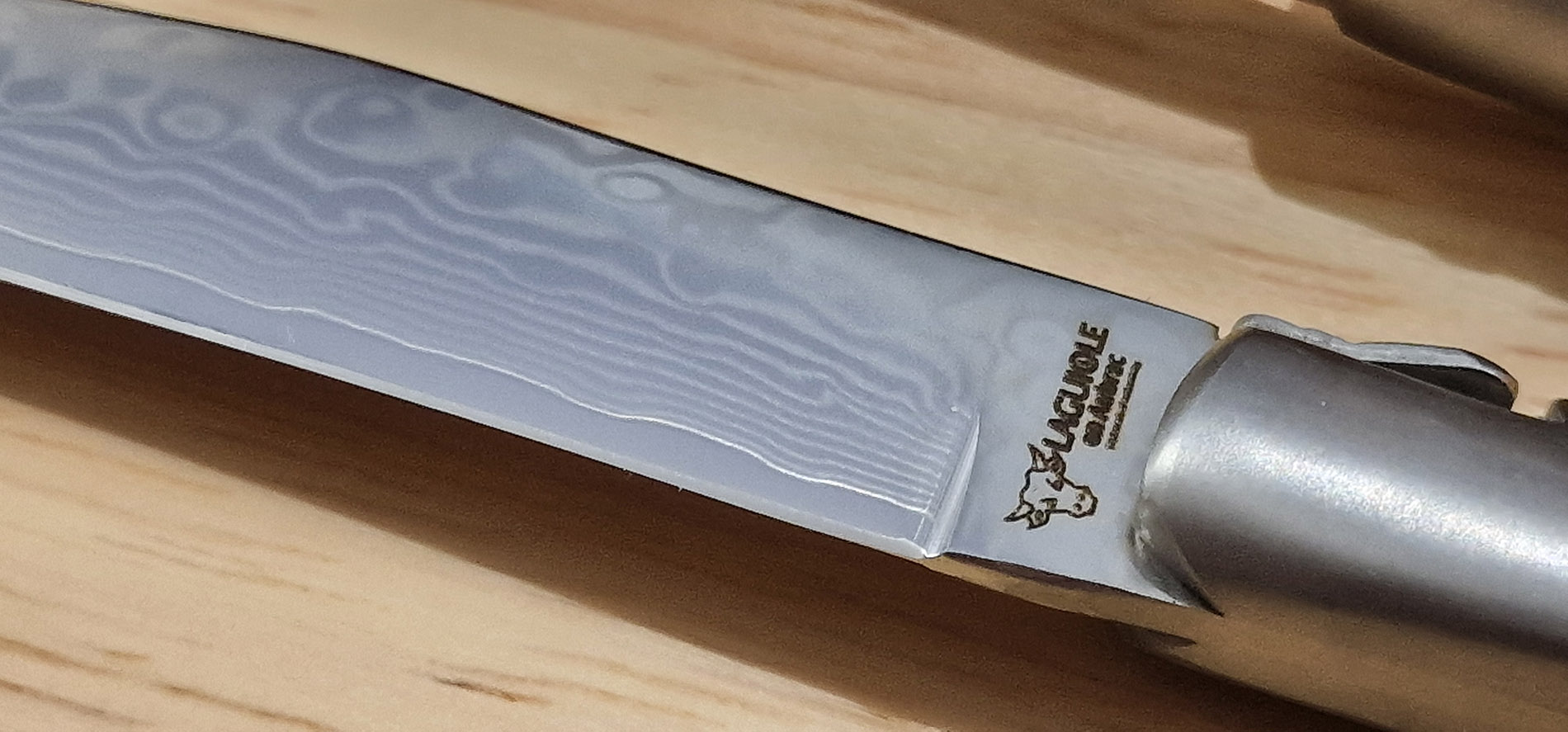 Couteaux De Table Prestige Laguiole En Aubrac Genevrier Lame Damas Set De 4 06