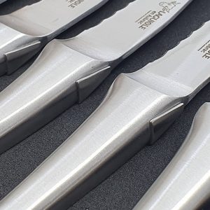 Couteaux Table Lea Dentes Steak Monobloc Brosse 02