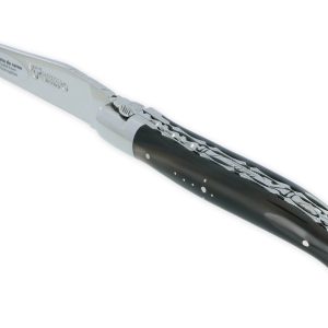 Couteau Laguiole En Aubrac 1 Piece 12cm Manche En Pointe De Corne Num 3 Blonde 2 Mitres Double Platines Et Ressort Guilloches 03
