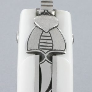 Laguiole En Aubrac Neo 1 Piece Knife 14 Cm Full Handle In Ebony And White Corian Brushed Stainless Steel Finish