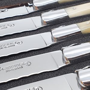 Laguiole En Aubrac Table Knives Steak Serrated Horn Tip Set Of 6