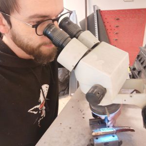 Laguiole Prestige Designer Knife 1 Piece 13 Cm Full Handle In Mammoth Ivory And Carbon Damascus Blade Unique Piece