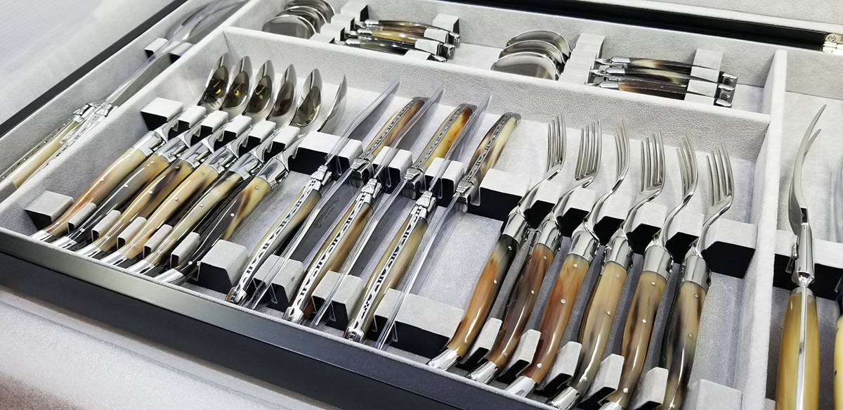 Menagere Lea 28 Pieces Pointe De Corne 02