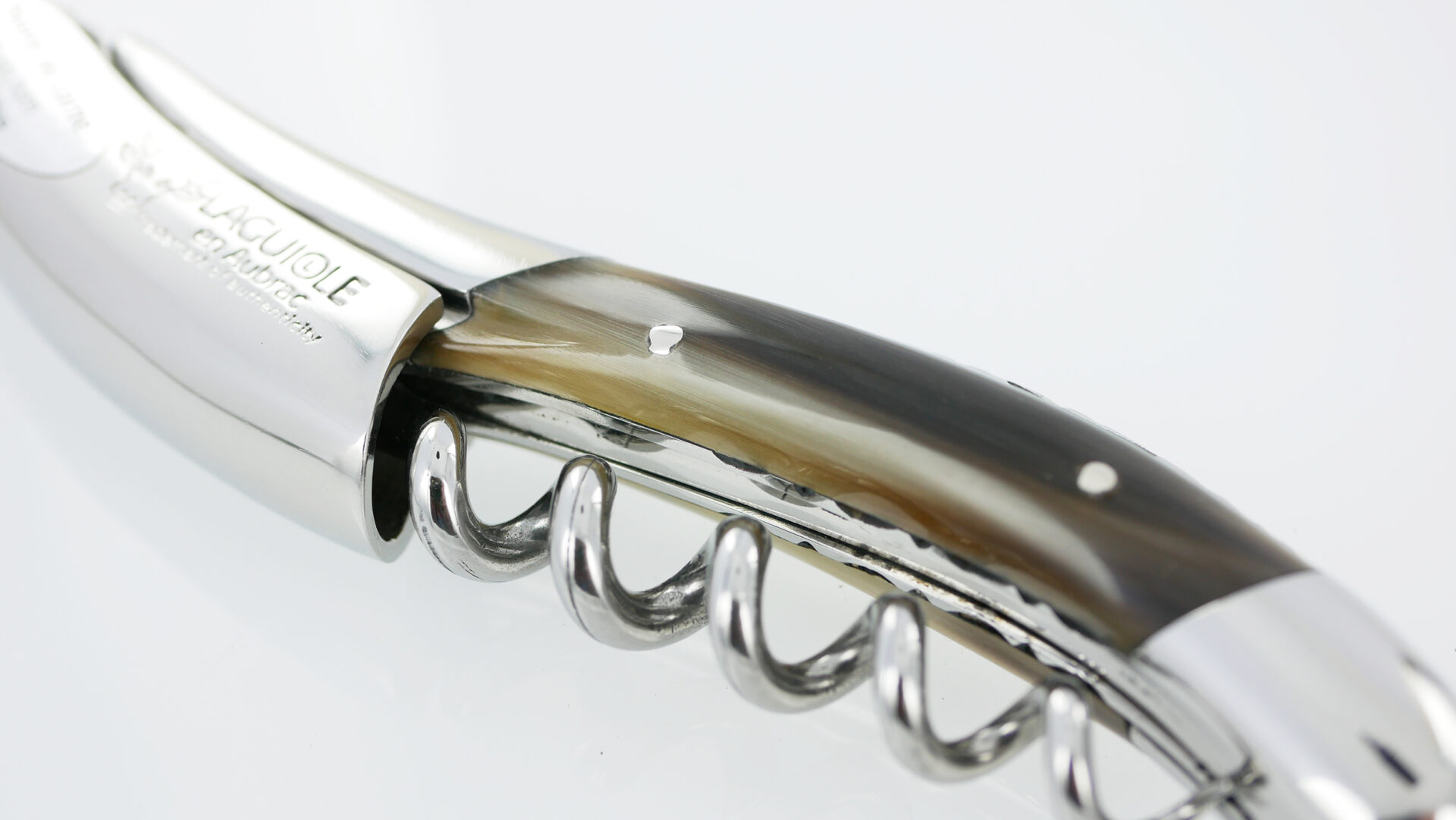 Sommelier Laguiole En Aubrac Franc Macon Pointe Corne 03