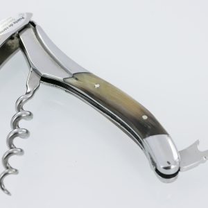 Sommelier Laguiole En Aubrac Pointe De Corne 01