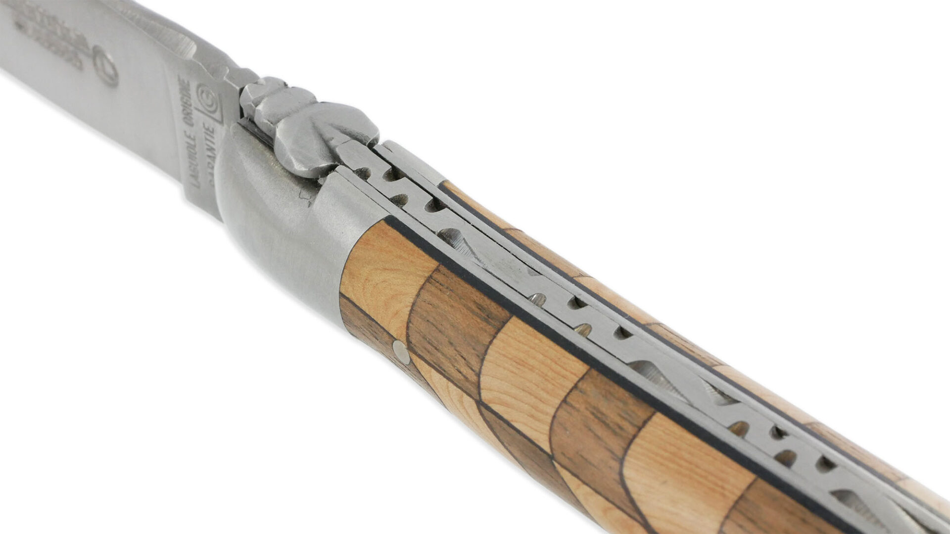 Couteau Laguiole En Aubrac 1 Piece 12 Cm Manche Damier Noyer Et Genevrier 2 Mitres Inox Brosse 02