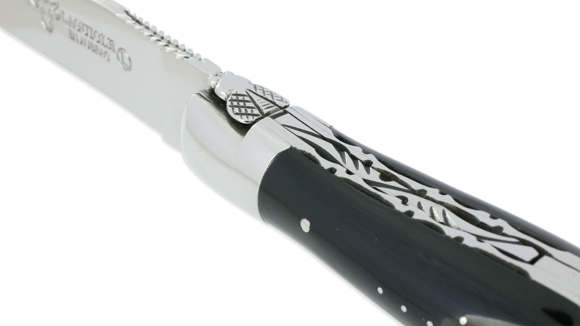 Couteau Laguiole En Aubrac 2 Pieces 12cm Avec Tire Bouchon Manche Buffle 2 Mitres Inox Brillant Double Platines 02