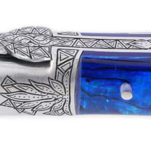 Couteau Laguiole Prestige Createur 1 Piece 12 Cm 1 Mitre Avant Ciselee A La Main Manche En Nacre Veritable Sous Resine Bleutee Mouche Stylisee Lame Damas Piece Unique 02